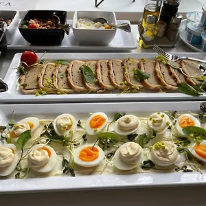 https://fregata-kolobrzeg.kolobrzeghotels.com