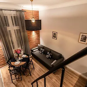 Aparthotel Lubomirskiego 23 - Great Location, 10 Min To Main Square By Foot, Right Next To Main Rail And Bus Station, Krakau